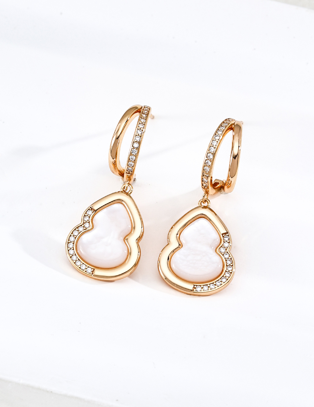 Fortune Gourd Pearl Earrings