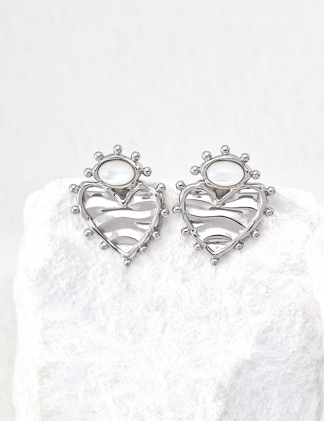 Island Heartbeat Heart Earrings